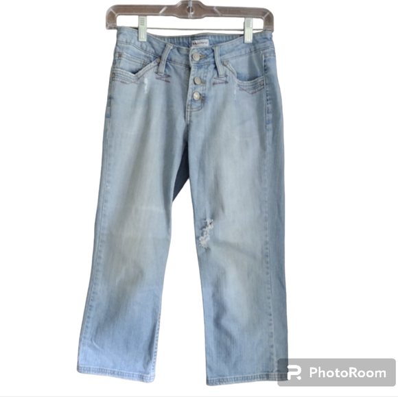 No Boundaries | Cropped Distressed Sandblast |Button Fly | Jeans Size 5 Juniors - Picture 10 of 11